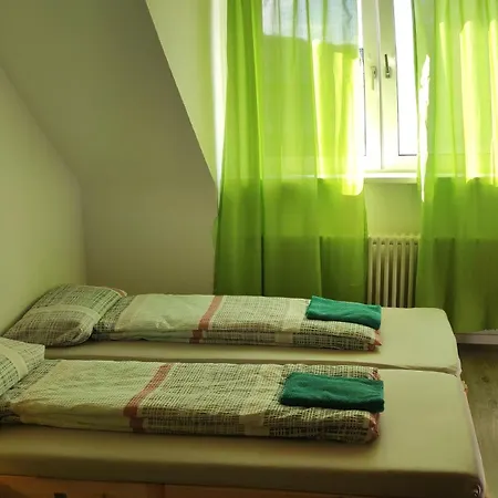 Uni, FH, Gesundheits Campus nähe, Ferienwohnung mit Garten&Terrasse Bochum Zimmer foto