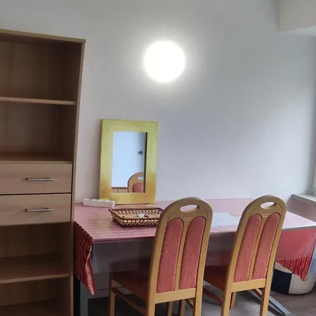 Uni, FH, Gesundheits Campus nähe, Ferienwohnung mit Garten&Terrasse Bochum Zimmer foto