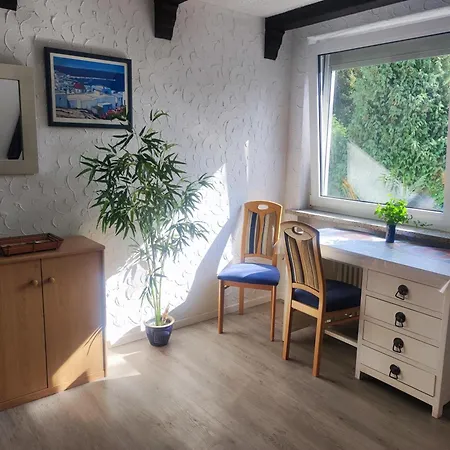 Uni, FH, Gesundheits Campus nähe, Ferienwohnung mit Garten&Terrasse Bochum Zimmer foto