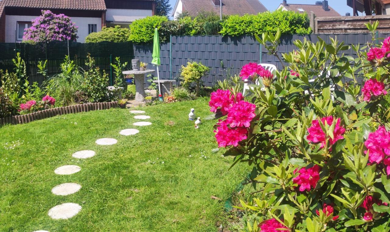 Uni, FH, Gesundheits Campus nähe, Ferienwohnung mit Garten&Terrasse *
